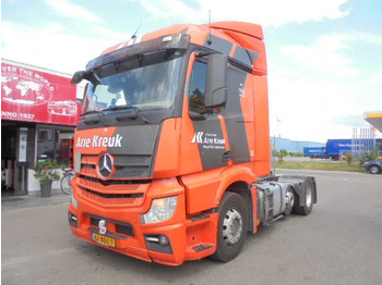Vilcējs MERCEDES-BENZ Actros