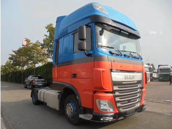 Interior photo 1: Vilcējs DAF XF 440 FT MEGA