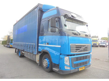 Kravas automašīna ar tentu Volvo FH 420 6X2 NL TRUCK: foto 3