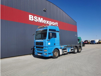 Pacēlājs ar āķi MAN