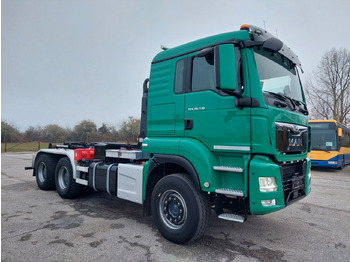 Pacēlājs ar āķi MAN TGS 26.510 XLX BL 6x4: foto 2 Pacēlājs ar āķi MAN TGS 26.510 XLX BL 6x4: foto 2