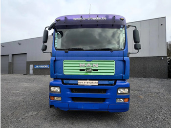 Autocisterna pārvadāšana piena MAN TGA 26.360 INSULATED INOX TANK - 2 COMP - AIRCO - LIFT/STEERING AXLE: foto 2