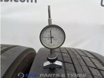 Riepa - Kravas automašīna Bridgestone: foto 3 Riepa - Kravas automašīna Bridgestone: foto 3