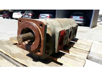 Hidrauliskais sūknis - Celtniecības tehnika Bomba basculante Terex 3311E: foto 1