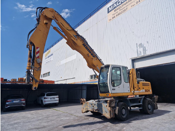 Atkritumu iekrāvējs LIEBHERR A 904 C