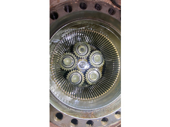 Sānpārvads LIEBHERR