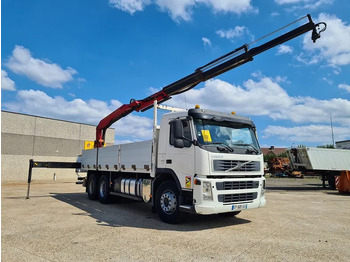 Kravas auto ar manipulatoru VOLVO FM 400