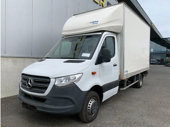 Furgons ar slēgtā virsbūve MERCEDES-BENZ Sprinter 516