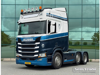Vilcējs SCANIA R 450