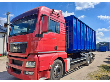 Pacēlājs ar āķi MAN TGX 26.440