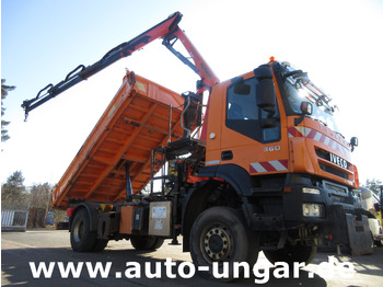 Kravas automašīna pašizgāzējs IVECO Trakker