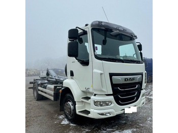 Pacēlājs ar āķi DAF LF 260