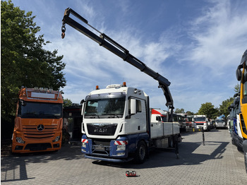 Kravas auto ar manipulatoru MAN TGX 26.440