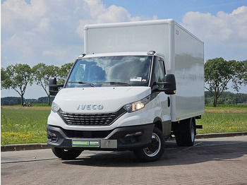 Furgons ar slēgtā virsbūve IVECO Daily 35c16
