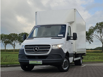 Furgons ar slēgtā virsbūve MERCEDES-BENZ Sprinter 516