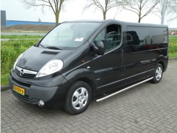 Furgons ar slēgtā virsbūve, Kravas-pasažieru furgons Opel Vivaro 2.5 CDTI L2 DC: foto 1