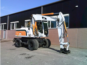 Riteņu ekskavators Caterpillar M313D: foto 3