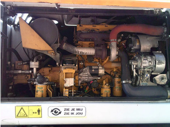 Riteņu ekskavators Caterpillar M313D: foto 5