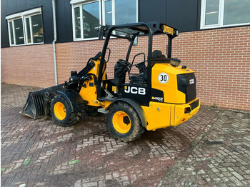 Kāpurķēžu kompaktiekrāvējs JCB 403 PLUS: foto 4