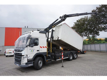Kravas auto ar manipulatoru VOLVO FM11