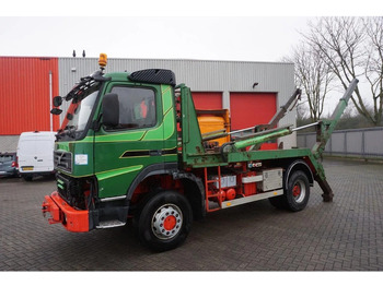 Būvgružu konteineru vedējs Volvo FM12-420 / ENGINE RUNNING / 4X4 / HYDRAULICS / BIG AXLE / ONLY:510426 KM / FULL STEEL / EURO-3 / 2001: foto 2