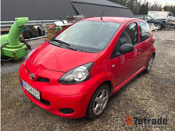 Vieglā automašīna TOYOTA