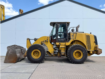 Riteņu iekrāvējs CATERPILLAR 950K