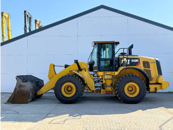 Riteņu iekrāvējs CATERPILLAR 950M