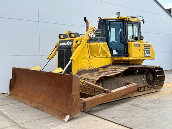 Buldozers KOMATSU D65