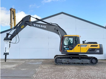 Kāpurķēžu ekskavators VOLVO EC220D