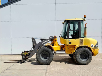 Riteņu iekrāvējs VOLVO L35