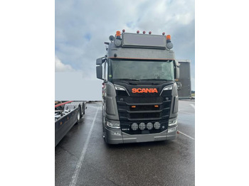 Konteineru vedējs/ Kravas automašīna ar noņemamā virsbūve SCANIA S