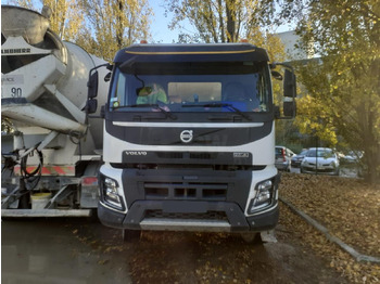 Betonvedējs VOLVO FMX 410