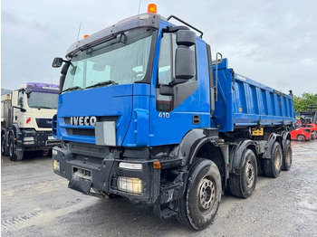 Kravas automašīna pašizgāzējs IVECO Trakker