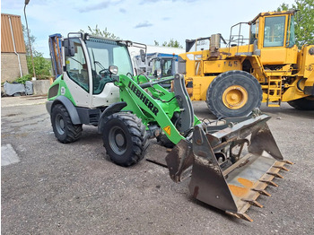 Kāpurķēžu kompaktiekrāvējs Liebherr L506C: foto 2