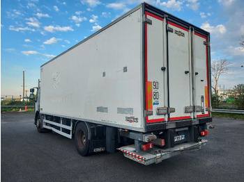 Kravas automašīna refrižerators RENAULT Premium 270: foto 4