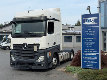 Vilcējs MERCEDES-BENZ Actros 1845