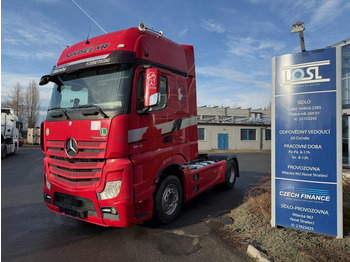 Vilcējs MERCEDES-BENZ Actros 1848