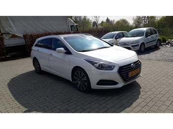 Vieglā automašīna HYUNDAI