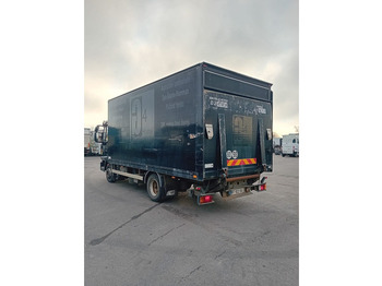 Kravas automašīna ar slēgto virsbūvi Iveco: foto 4