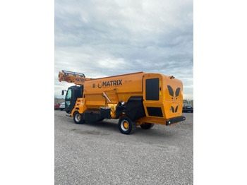 Lopbarības mikseris ITALMIX MATRIX MOSTER: foto 2 Lopbarības mikseris ITALMIX MATRIX MOSTER: foto 2