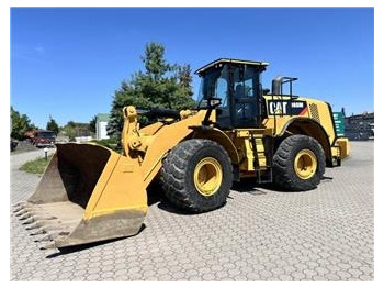 Riteņu iekrāvējs CATERPILLAR 966M