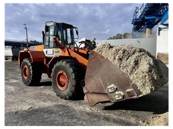 Riteņu iekrāvējs FIAT-HITACHI