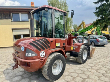 Riteņu iekrāvējs VOLVO L30B