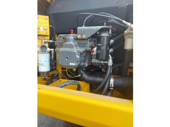 Ekskavators 2012 Komatsu PC240LC-8: foto 2