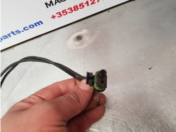 Elektrosistēma Case 5140, 5120, 5130, 5140, 5150 Pressure Switch 144467a2: foto 4