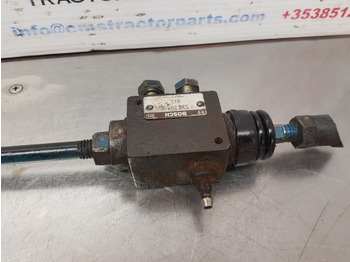 Bremžu daļas - Lauksaimniecības tehnika Ford 7610, 4830, 4610 Brake Rod With Valve 053800004, 83955131: foto 3