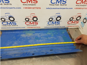 Spārns Ford New Holland 7840, 40 Series Cab Center Mudguard Panel Rhs 82003107: foto 5