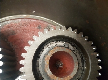 Rumba - Traktors John Deere 2650 Front Axle Hub Hat Assy L60111, L60110, 4472463005, 4472363006: foto 3