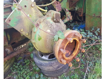 Priekšējā ass JOHN DEERE